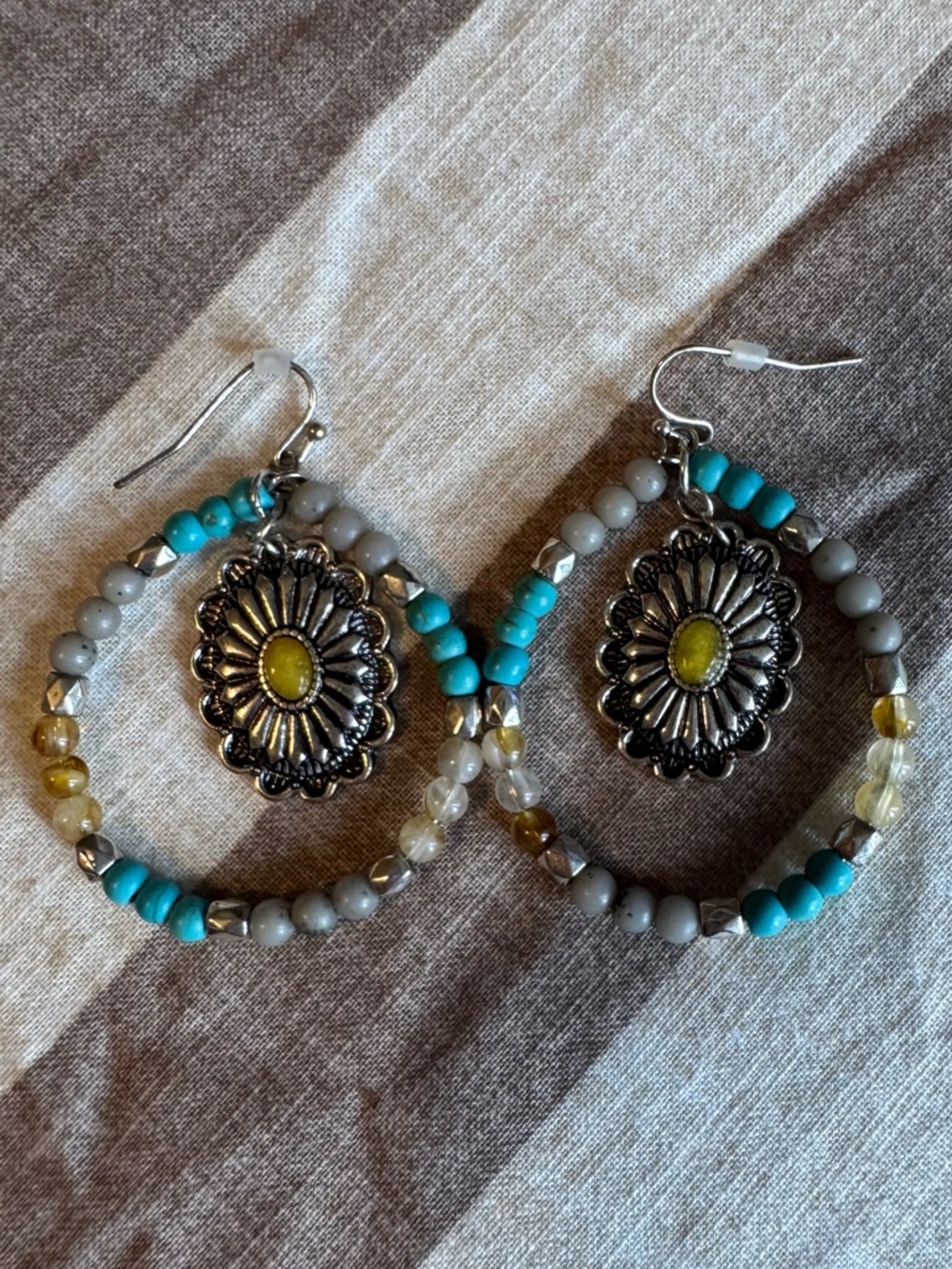 Boho Teardrop Turquoise & Gray Beaded Daisy Earrings
